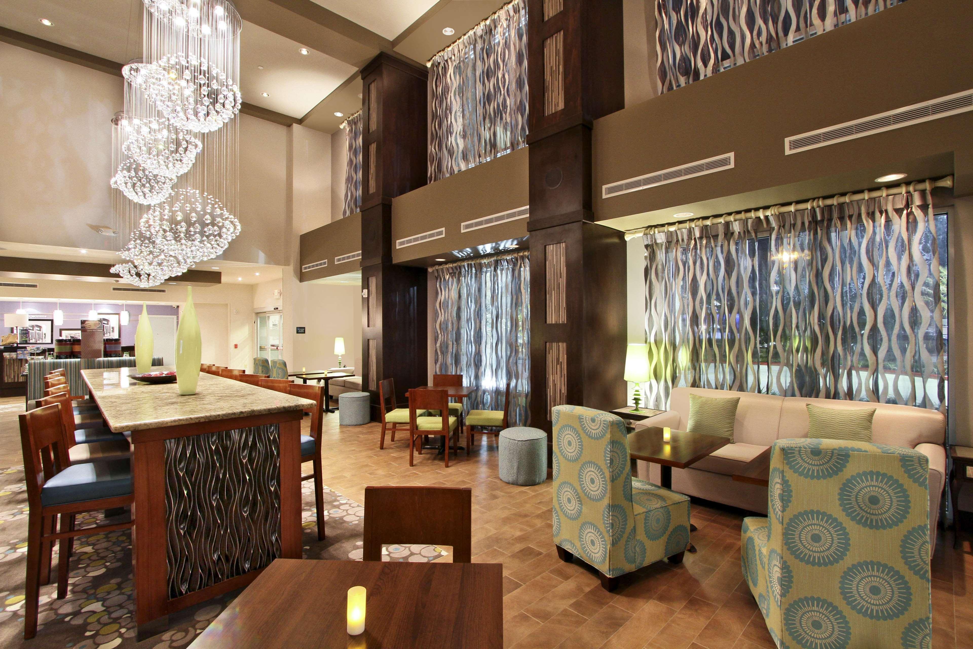 Hampton Inn & Suites וויני מסעדה תמונה